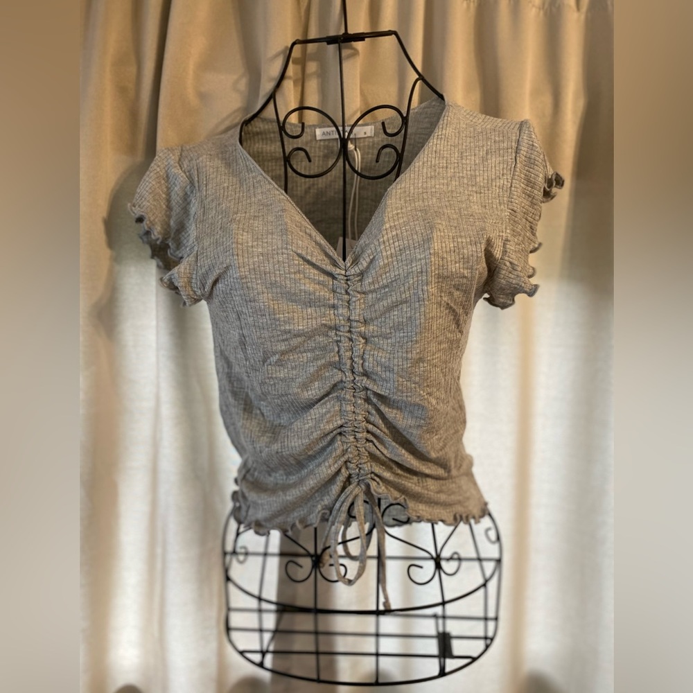 NWT Anistar Woman’s Size S Grey Cinched Top